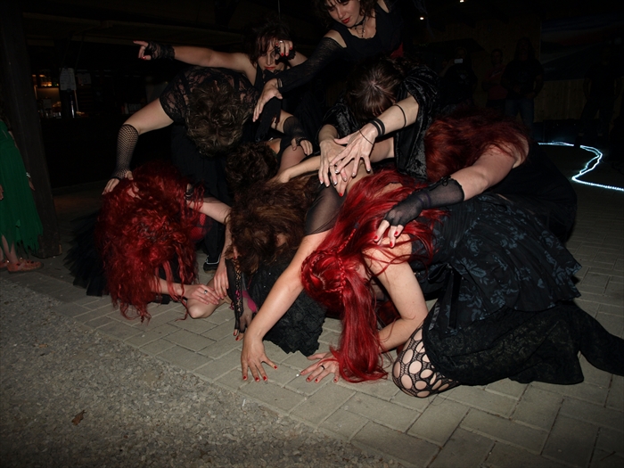 2014-06-07 22.36.40 17 Schwiegerswacken Open Air Hells Belles