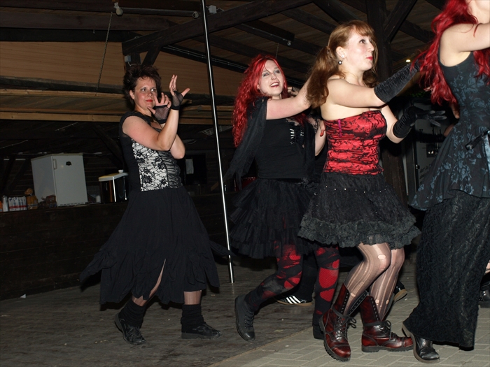 2014-06-07 22.39.12 22 Schwiegerswacken Open Air Hells Belles